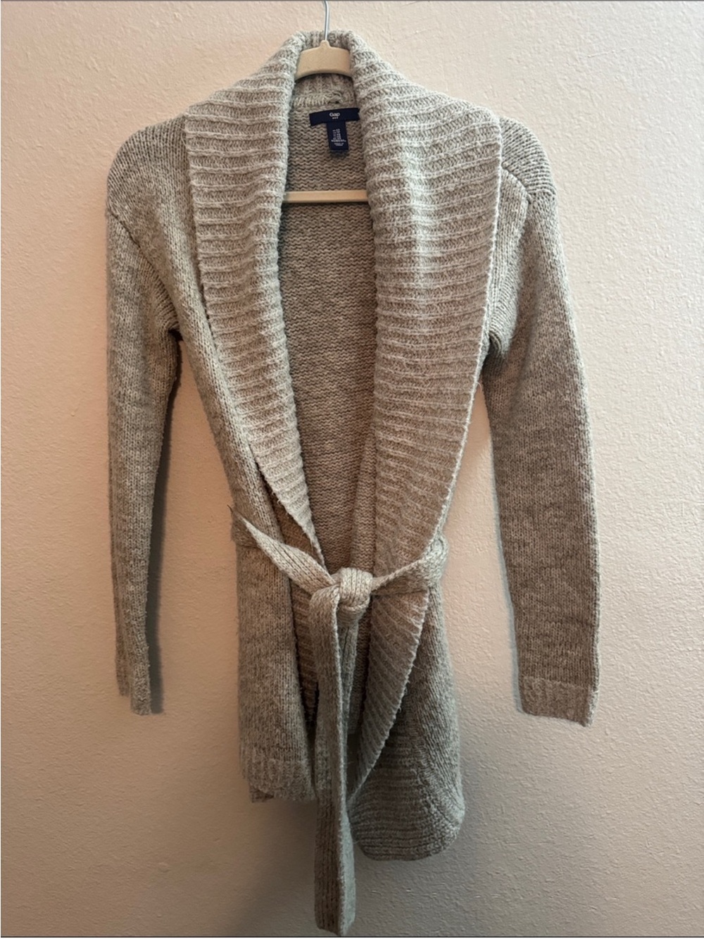 GAP cable knit cardigan